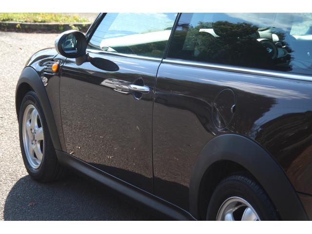 MINI クーパー クラブマン 走行20000キロ/パドルシフト/ETC/プッシュスタート/キーレス2個/CD(34枚目)