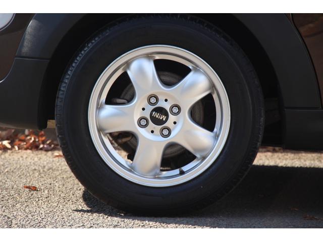 MINI クーパー クラブマン 走行20000キロ/パドルシフト/ETC/プッシュスタート/キーレス2個/CD(37枚目)