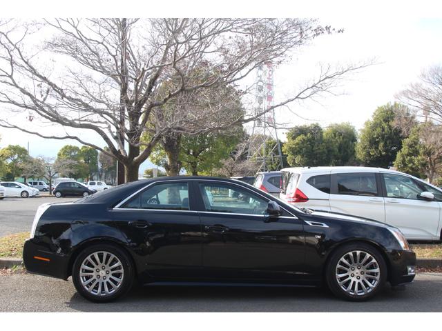 キャデラックＣＴＳ 　走行３００００キロ／ワンオーナー／ナビ／バックモニター／ブラックレザー／シートヒーター／パワーシート／ウッドコンビステア／スマートキー／ＥＴＣ／ＨＩＤ／ＤＶＤ再生機能／ＢＯＳＥサウンド／ＭＴモード（68枚目）