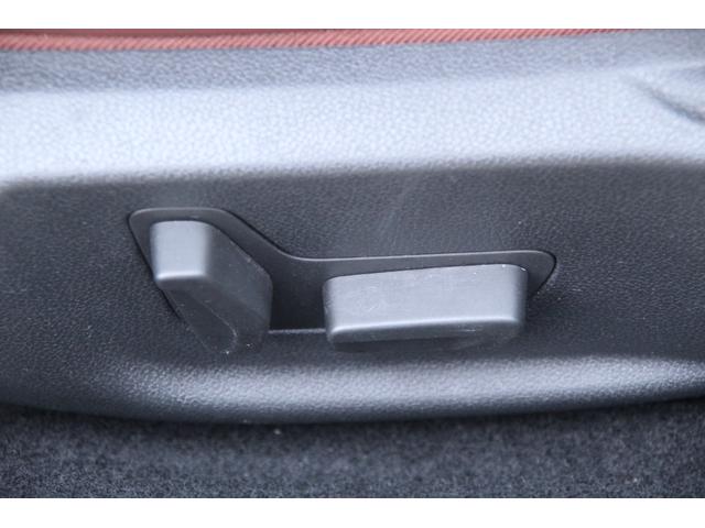 ３０８ 　走行２００００キロ／インテグラルレザー／ナビ／フルＴＶ／バックモニター／ドラレコ／ルーフライニング張替済／パワーシート／シートヒーター／シートメモリー／ＨＩＤ／ＥＴＣ／フル電動オープン／キーレス（21枚目）