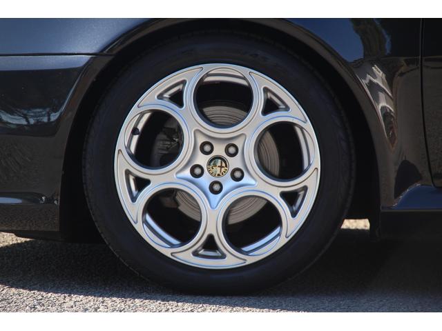 アルファＧＴ ２．０　ＪＴＳ　セレスピード　走行５万キロ／ＧＴＡ１７ＡＷ／ローダウン／ナビ／フルＴＶ／バックモニター／ブラックレザー／ＨＩＤ／ＢＯＳＥサウンド／ＡＵＸ／キーレス／ＥＴＣ／パドルシフト（5枚目）