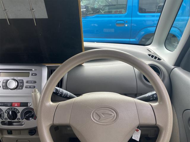 タント Ｌ　スライドドア　キーレスエントリー　ベンチシート　ＣＶＴ　ＡＢＳ　ＣＤ　ミュージックプレイヤー接続可　衝突安全ボディ　エアコン　パワーステアリング　パワーウィンドウ（3枚目）
