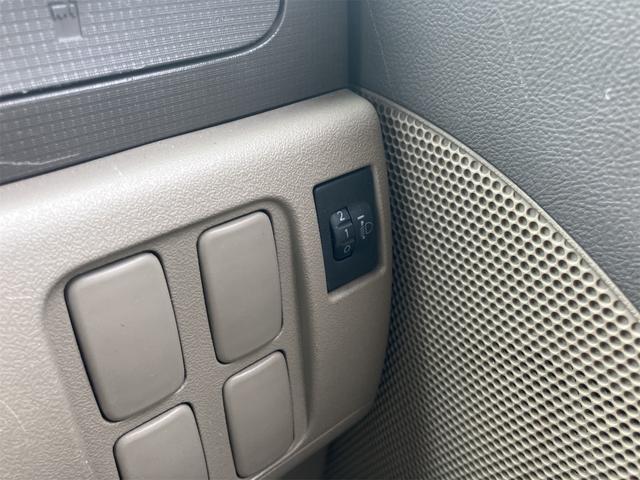 タント Ｌ　スライドドア　キーレスエントリー　ベンチシート　ＣＶＴ　ＡＢＳ　ＣＤ　ミュージックプレイヤー接続可　衝突安全ボディ　エアコン　パワーステアリング　パワーウィンドウ（9枚目）