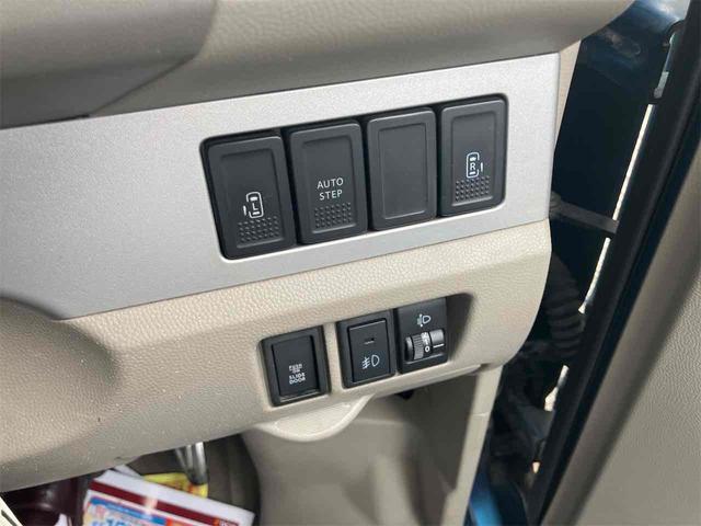 エブリイワゴン ＰＺターボスペシャル　両側電動スライドドア　キーレスエントリー　電動格納ミラー　ＡＴ　盗難防止システム　ＡＢＳ　ＣＤ　ＭＤ　アルミホイール　衝突安全ボディ　エアコン　パワーステアリング　パワーウィンドウ（8枚目）