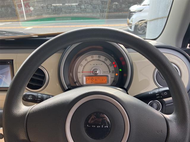 アルトラパン Ｘ　バックカメラ　ナビ　スマートキー　電動格納ミラー　ＣＶＴ　盗難防止システム　ＡＢＳ　ＣＤ　ミュージックプレイヤー接続可　アルミホイール　衝突安全ボディ　エアコン　パワーステアリング　パワーウィンドウ（5枚目）