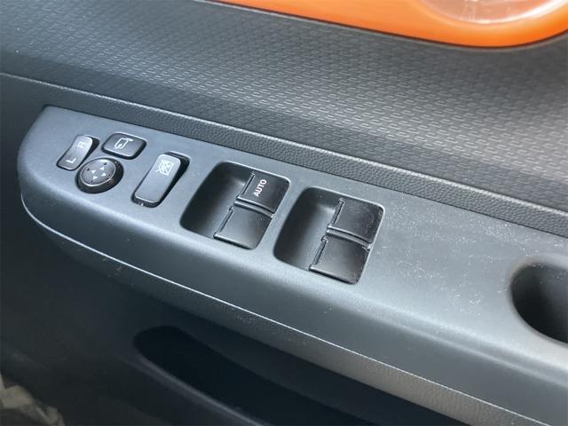 アルトラパン Ｘ　バックカメラ　ナビ　スマートキー　電動格納ミラー　ＣＶＴ　盗難防止システム　ＡＢＳ　ＣＤ　ミュージックプレイヤー接続可　アルミホイール　衝突安全ボディ　エアコン　パワーステアリング　パワーウィンドウ（11枚目）