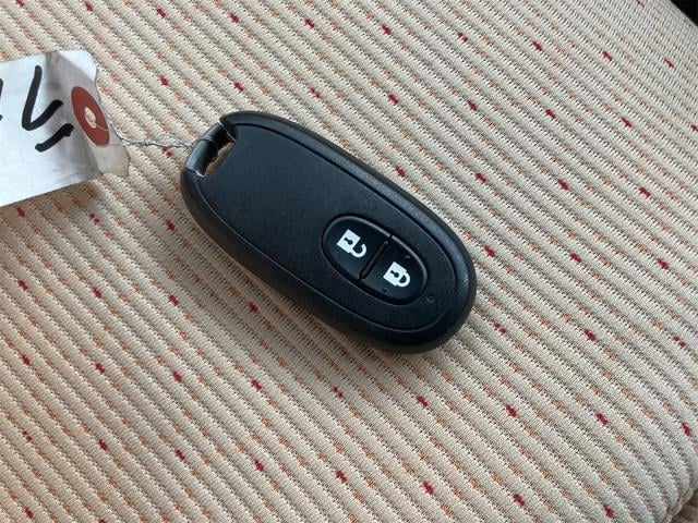 アルトラパン Ｘ　バックカメラ　ナビ　スマートキー　電動格納ミラー　ＣＶＴ　盗難防止システム　ＡＢＳ　ＣＤ　ミュージックプレイヤー接続可　アルミホイール　衝突安全ボディ　エアコン　パワーステアリング　パワーウィンドウ（13枚目）