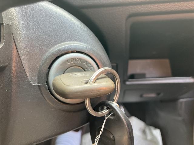 コペン アクティブトップ　オープンカー　ナビ　ＴＶ　ＡＴ　アルミホイール　衝突安全ボディ　ＡＢＳ　ＣＤ　エアコン　パワーステアリング　パワーウィンドウ　運転席エアバッグ　助手席エアバッグ（9枚目）