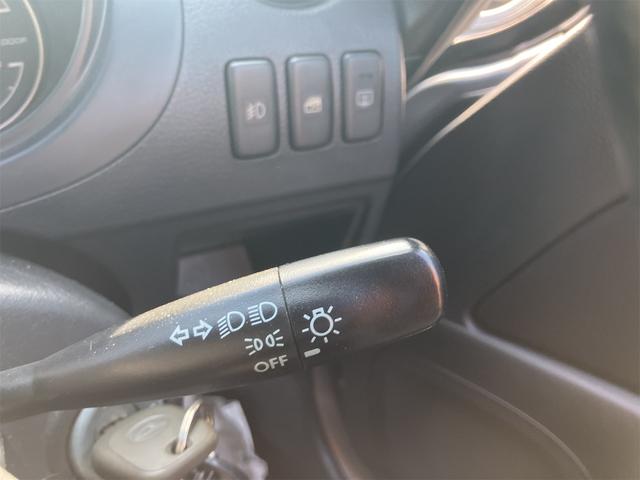 コペン アクティブトップ　オープンカー　ナビ　ＴＶ　ＡＴ　アルミホイール　衝突安全ボディ　ＡＢＳ　ＣＤ　エアコン　パワーステアリング　パワーウィンドウ　運転席エアバッグ　助手席エアバッグ（10枚目）