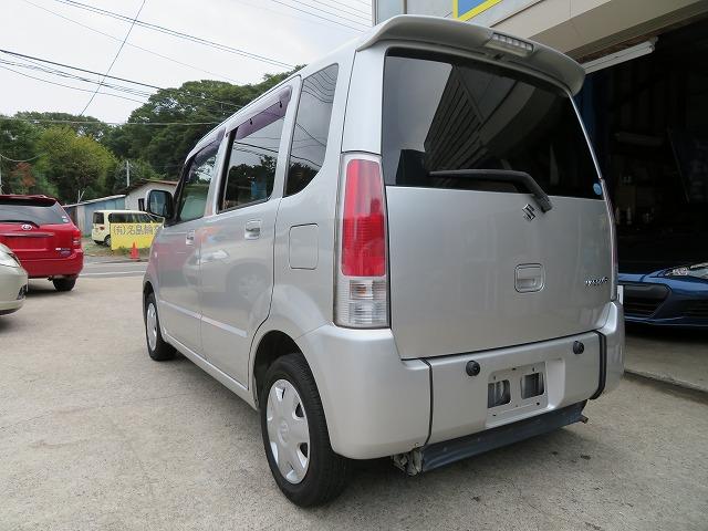 スローパー車イス移動車 リヤシート付き 電動固定装置 禁煙 取説&記録簿 無料保証6ヶ月&走行距離無制限(28枚目)