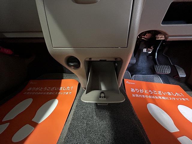 ピクシススペース Ｌ　ワンオーナー　ナビ　ＴＶ　キーレスエントリー　アイドリングストップ　電動格納ミラー　ＣＶＴ　盗難防止システム　ＡＢＳ　アルミホイール　衝突安全ボディ　エアコン　パワーステアリング　パワーウィンドウ（33枚目）