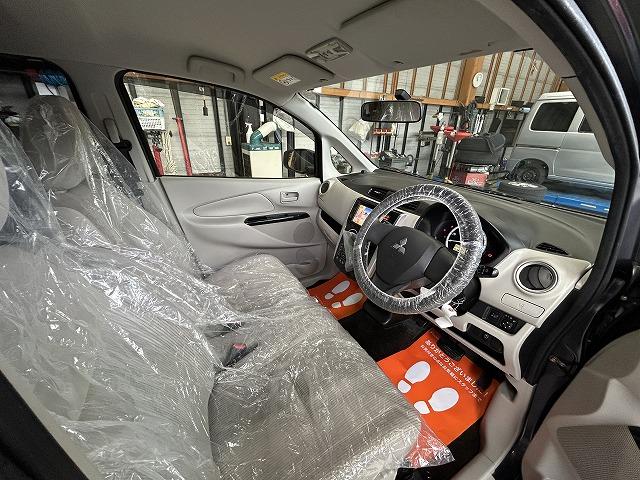 ｅＫワゴン Ｍ　禁煙　アイドリングＳＴＯＰ　ナビ　ＣＤ　ワンセグＴＶ　キーレス　取説＆記録簿　電動格納ミラー　ベンチシート　ＣＶＴ　ＡＢＳ　衝突安全ボディ　オートエアコン（13枚目）