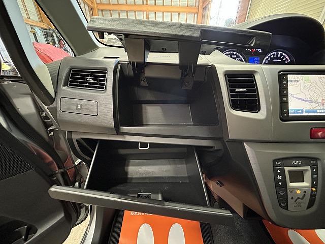 ムーヴ カスタム　Ｘリミテッド　禁煙　ＨＩＤヘッドライト　スマートキー＆プッシュスタート　ナビ＆バックカメラ　ＣＤ　ワンセグＴＶ　前後ドラレコ　オートエアコン　ベンチシート　取説＆記録簿（32枚目）