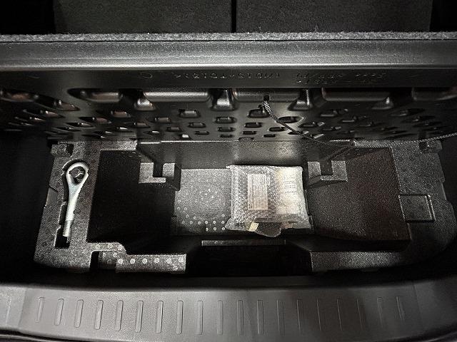 ムーヴ カスタム　Ｘリミテッド　禁煙　ＨＩＤヘッドライト　スマートキー＆プッシュスタート　ナビ＆バックカメラ　ＣＤ　ワンセグＴＶ　前後ドラレコ　オートエアコン　ベンチシート　取説＆記録簿（49枚目）