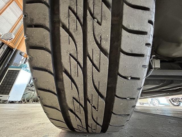 ムーヴ カスタム　Ｘリミテッド　禁煙　ＨＩＤヘッドライト　スマートキー＆プッシュスタート　ナビ＆バックカメラ　ＣＤ　ワンセグＴＶ　前後ドラレコ　オートエアコン　ベンチシート　取説＆記録簿（77枚目）