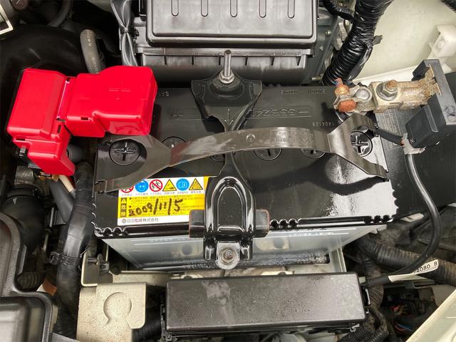 15S ナビ CVT AW ETC スマートキー オーディオ付 ホワイト AC バックカメラ 5名乗り パワーウィンドウ プッシュスタート(46枚目)