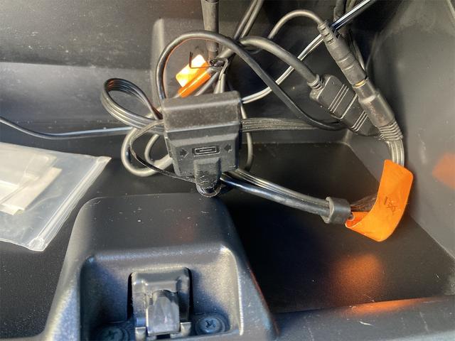 ベリーサ Ｃ　ＥＴＣ　ナビ　ＴＶ　アルミホイール　電動格納ミラー　ＡＴ　盗難防止システム　衝突安全ボディ　ＣＤ　ＤＶＤ再生　Ｂｌｕｅｔｏｏｔｈ　ＡＢＳ　エアコン（10枚目）