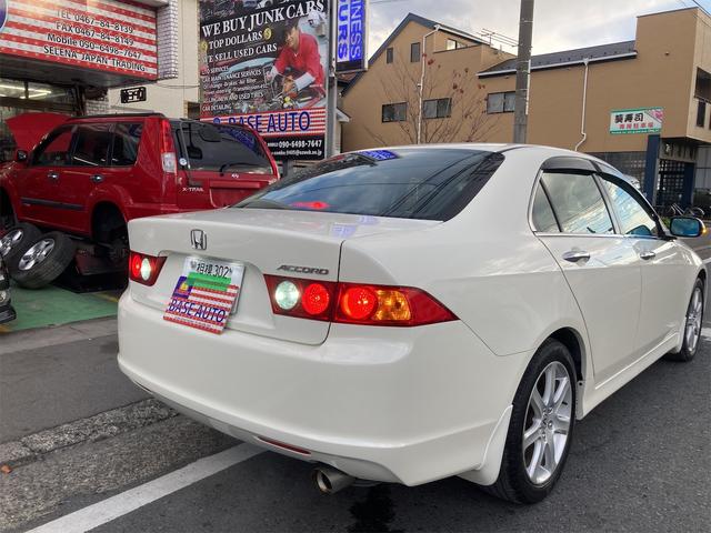 ２０ＥＬ　ＥＴＣ　アルミホイール　ＨＩＤ　ＡＴ　キーレスエントリー　電動格納ミラー　盗難防止システム　パワーシート　ＣＤ　ミュージックプレイヤー接続可　記録簿　衝突安全ボディ　ＡＢＳ　エアコン(13枚目)