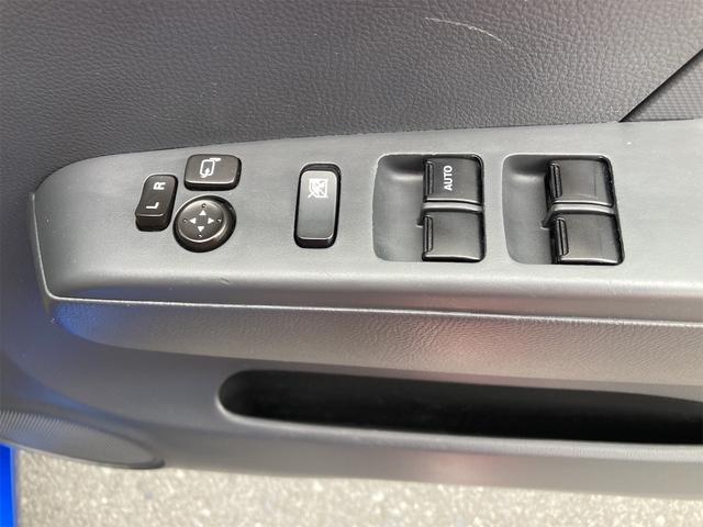 S アイドリングストップ ETC スマートキー アイドリングストップ 電動格納ミラー ベンチシート CVT 盗難防止システム ABS CD MD 衝突安全ボディ エアコン パワーステアリング(9枚目)