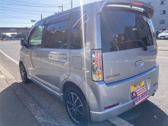 Ｒ　ＥＴＣ　ナビ　ＴＶ　ＨＩＤ　キーレスエントリー　電動格納ミラー　ベンチシート　ターボ　ＡＴ　盗難防止システム　ＡＢＳ　ＣＤ　Ｂｌｕｅｔｏｏｔｈ　ミュージックサーバー　アルミホイール　衝突安全ボディ(16枚目)