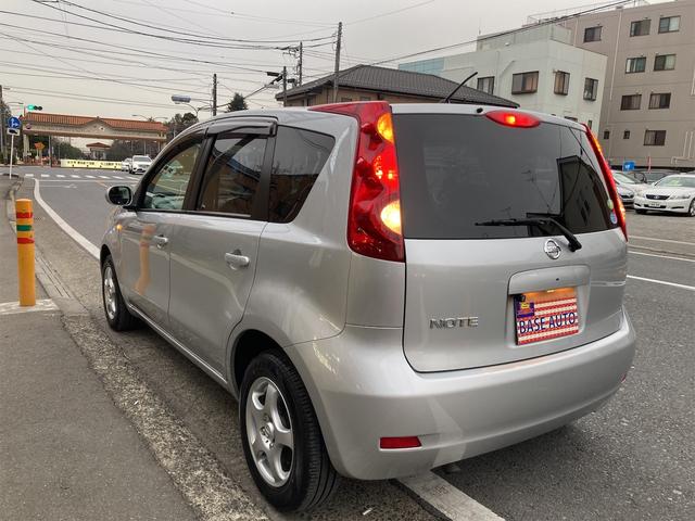 ノート １５Ｘ　ＦＯＵＲ　ＳＶ　４ＷＤ　ＥＴＣ　バックカメラ　ナビ　アルミホイール　スマートキー　電動格納ミラー　ＡＴ　盗難防止システム　衝突安全ボディ　記録簿　ルーフレール　ＡＢＳ　ＣＤ　ミュージックプレイヤー接続可（16枚目）