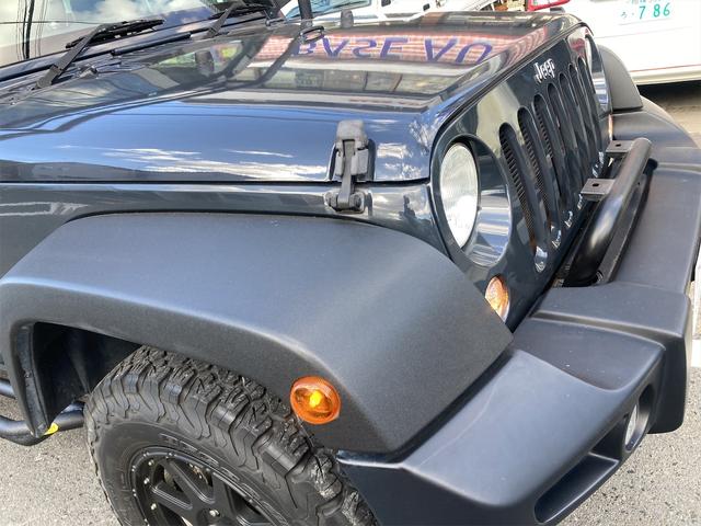 ＪＫ　４ＷＤ　ＥＴＣ　サイドカメラ　オートクルーズコントロール　ナビ　アルミホイール　キーレスエントリー　シートヒーター　革シート　ＡＴ　盗難防止システム　ＣＤ　ＤＶＤ再生　ＡＢＳ　ＥＳＣ　エアコン(76枚目)