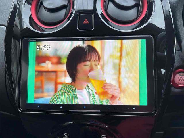 ノート ニスモ　Ｓ　ドライブレコーダー　ＥＴＣ　バックカメラ　ナビ　ＴＶ　アルミホイール　スマートキー　電動格納ミラー　ＭＴ　Ｂｌｕｅｔｏｏｔｈ　エアコン　パワーステアリング　パワーウィンドウ　運転席エアバッグ（5枚目）