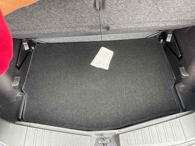 ノート ニスモ　Ｓ　ドライブレコーダー　ＥＴＣ　バックカメラ　ナビ　ＴＶ　アルミホイール　スマートキー　電動格納ミラー　ＭＴ　Ｂｌｕｅｔｏｏｔｈ　エアコン　パワーステアリング　パワーウィンドウ　運転席エアバッグ（25枚目）