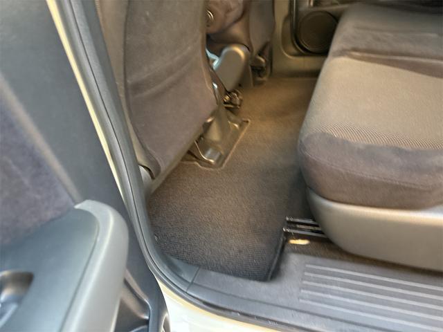 ストリーム X ETC バックカメラ キーレスエントリー 電動格納ミラー 3列シート AT アルミホイール Bluetooth 衝突安全ボディ ABS エアコン パワーステアリング パワーウィンドウ(28枚目)