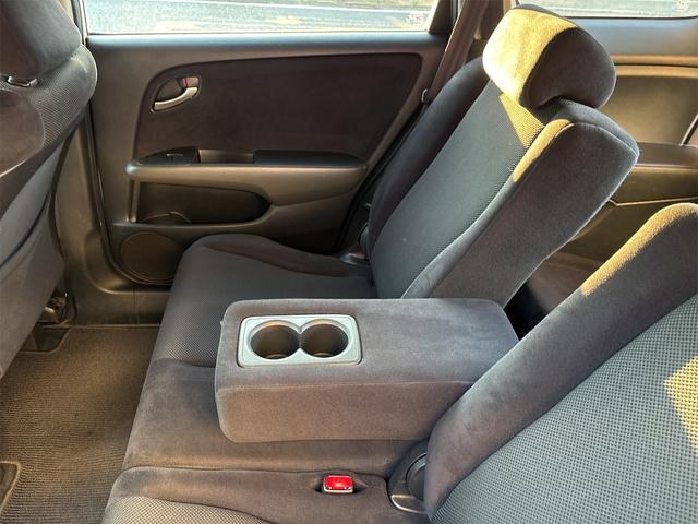 ストリーム X ETC バックカメラ キーレスエントリー 電動格納ミラー 3列シート AT アルミホイール Bluetooth 衝突安全ボディ ABS エアコン パワーステアリング パワーウィンドウ(29枚目)