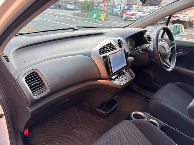 ストリーム X ETC バックカメラ キーレスエントリー 電動格納ミラー 3列シート AT アルミホイール Bluetooth 衝突安全ボディ ABS エアコン パワーステアリング パワーウィンドウ(36枚目)