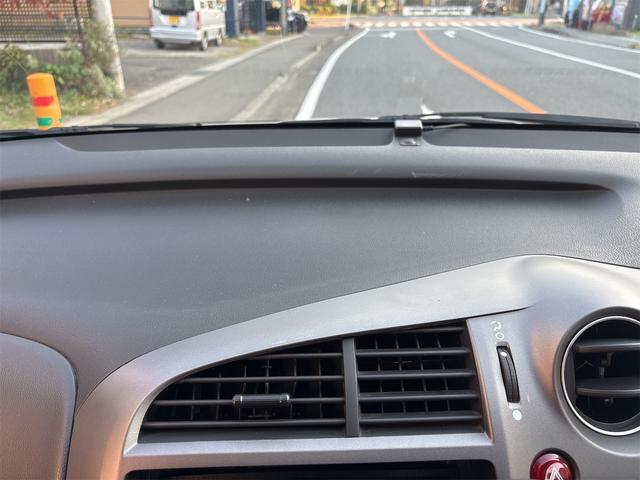 ストリーム X ETC バックカメラ キーレスエントリー 電動格納ミラー 3列シート AT アルミホイール Bluetooth 衝突安全ボディ ABS エアコン パワーステアリング パワーウィンドウ(40枚目)