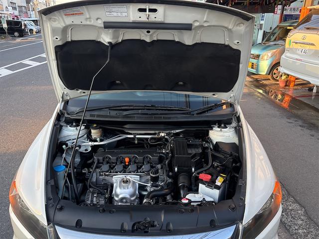 ストリーム X ETC バックカメラ キーレスエントリー 電動格納ミラー 3列シート AT アルミホイール Bluetooth 衝突安全ボディ ABS エアコン パワーステアリング パワーウィンドウ(51枚目)