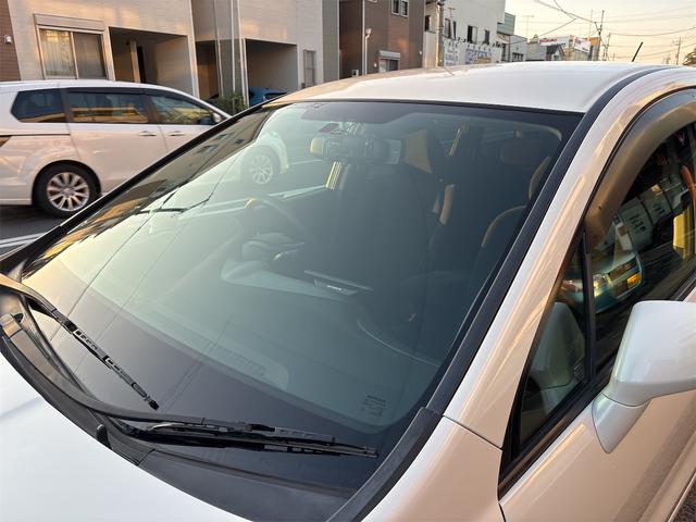 ストリーム X ETC バックカメラ キーレスエントリー 電動格納ミラー 3列シート AT アルミホイール Bluetooth 衝突安全ボディ ABS エアコン パワーステアリング パワーウィンドウ(61枚目)