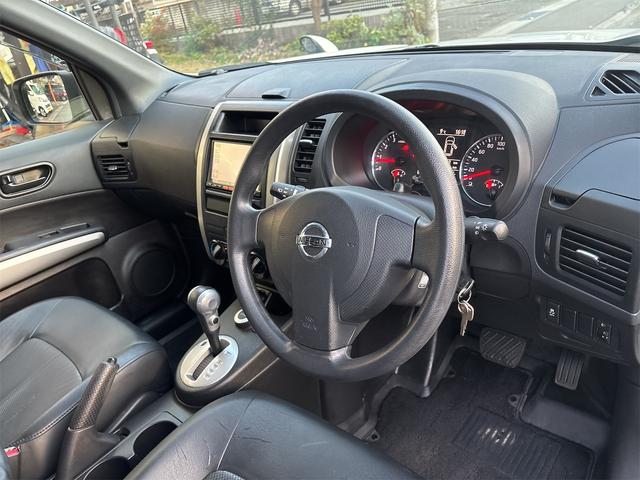 エクストレイル 20S 4WD オートクルーズコントロール ナビ TV アルミホイール 電動格納ミラー CVT 盗難防止システム 衝突安全ボディ CD USB ABS ESC エアコン パワーステアリング パワーウィンドウ(11枚目)