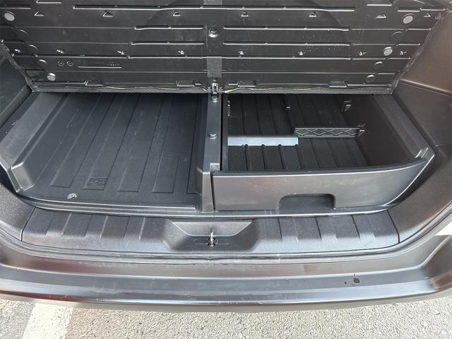 エクストレイル 20S 4WD オートクルーズコントロール ナビ TV アルミホイール 電動格納ミラー CVT 盗難防止システム 衝突安全ボディ CD USB ABS ESC エアコン パワーステアリング パワーウィンドウ(19枚目)