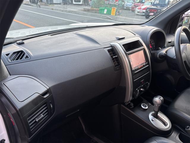 エクストレイル 20S 4WD オートクルーズコントロール ナビ TV アルミホイール 電動格納ミラー CVT 盗難防止システム 衝突安全ボディ CD USB ABS ESC エアコン パワーステアリング パワーウィンドウ(40枚目)