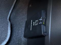 今では必需品のＥＴＣも付いております。高速道路での出入りもスムーズ。渋滞緩和にもなりエコにも繋がります。 3