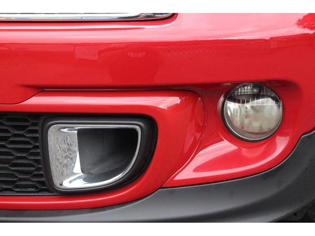 ＭＩＮＩ クーパーＳ　クーペ　６速ＭＴ　記録簿付　ＥＴＣ　社外ＬＥＤヘッドライト　黒色１６インチアルミホイール　黒ストライプ　前後ドライブレコーダー　ＣＤ　整備記録簿６枚付き　取扱説明書付き　ヘッドライト磨き＆スチーマー施工済み（18枚目）