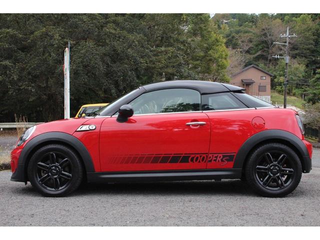 ＭＩＮＩ クーパーＳ　クーペ　６速ＭＴ　記録簿付　ＥＴＣ　社外ＬＥＤヘッドライト　黒色１６インチアルミホイール　黒ストライプ　前後ドライブレコーダー　ＣＤ　整備記録簿６枚付き　取扱説明書付き　ヘッドライト磨き＆スチーマー施工済み（29枚目）