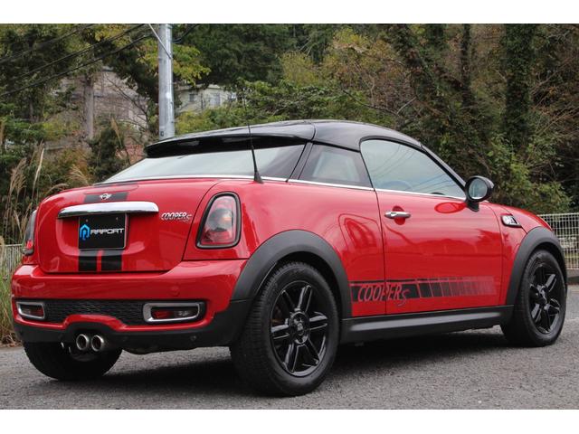 ＭＩＮＩ クーパーＳ　クーペ　６速ＭＴ　記録簿付　ＥＴＣ　社外ＬＥＤヘッドライト　黒色１６インチアルミホイール　黒ストライプ　前後ドライブレコーダー　ＣＤ　整備記録簿６枚付き　取扱説明書付き　ヘッドライト磨き＆スチーマー施工済み（36枚目）