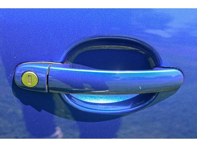 ゴルフ Ｒ３２　３．２Ｌ　Ｖ６　ＮＡ＋４ＷＤ、６速ＤＳＧ　クルーズコントロール、ＫＯＮＩ製車高調、ＢＬＵＥＷＡＶＥマフラー、ゴルフＶＩＩ　Ｒ用純正流用１８インチアルミホイール、ＥＴＣ、カロッツェリア製ナビ、ＴＶ、ＣＤ（15枚目）
