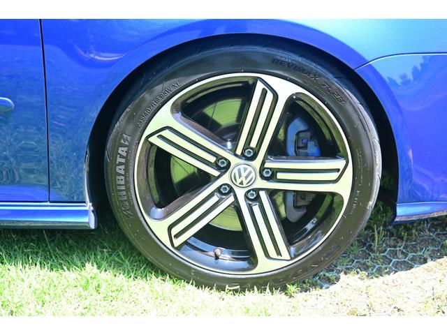 ゴルフ Ｒ３２　３．２Ｌ　Ｖ６　ＮＡ＋４ＷＤ、６速ＤＳＧ　クルーズコントロール、ＫＯＮＩ製車高調、ＢＬＵＥＷＡＶＥマフラー、ゴルフＶＩＩ　Ｒ用純正流用１８インチアルミホイール、ＥＴＣ、カロッツェリア製ナビ、ＴＶ、ＣＤ（29枚目）