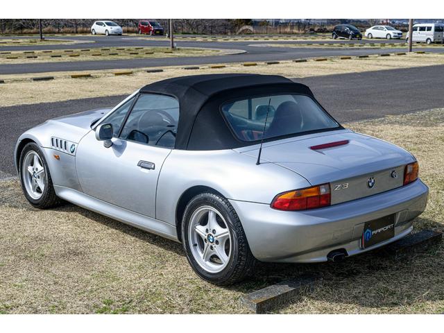 BMW Z3 ROADSTER ANNIVERSARY | 1996 | SILVER M | 69328 km BMW Z3 ROADSTER ANNIVERSARY | 1996 | SILVER M | 69328 km