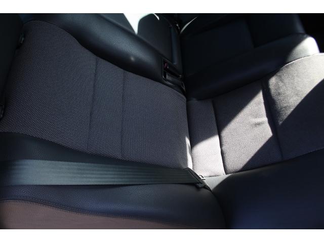 アルファ１５５ ２．０　ツインスパーク　１６Ｖ　５速ＭＴ　パナソニックＧＯＲＩＬＬＡポータブルＳＤナビ　ワンセグＴＶ　ＣＤ　ＥＴＣ　ドライブレコーダー　ハーフレザーシート　シートヒーター　純正スピードライン製アルミホイール（43枚目）
