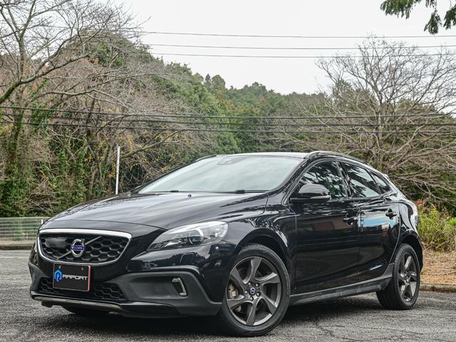 Ｖ４０ クロスカントリー　Ｔ５　ＡＷＤ　四駆・純正ナビ・バックカメラ・シートヒーター・パワーシート・レーダークルーズ・インテリセーフ・レーンキープ・バックソナー・レザーシート・オートライト・ＥＴＣ（58枚目）