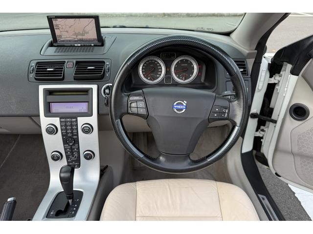 Ｃ７０ Ｔ５　ＧＴ　ホワイトレザーシート・電動メタルトップ・ＷＨＩＰＳ（むち打ち症対策シート）・ＲＯＰＳ（横転保護システム）・ＳＩＰＳ（側面衝撃吸収システム、馬蹄形メンバー）・純正ＡＷ（44枚目）