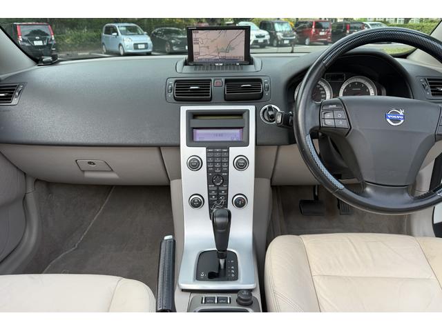 Ｃ７０ Ｔ５　ＧＴ　ホワイトレザーシート・電動メタルトップ・ＷＨＩＰＳ（むち打ち症対策シート）・ＲＯＰＳ（横転保護システム）・ＳＩＰＳ（側面衝撃吸収システム、馬蹄形メンバー）・純正ＡＷ（45枚目）
