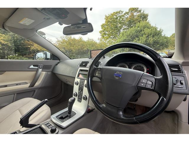 Ｃ７０ Ｔ５　ＧＴ　ホワイトレザーシート・電動メタルトップ・ＷＨＩＰＳ（むち打ち症対策シート）・ＲＯＰＳ（横転保護システム）・ＳＩＰＳ（側面衝撃吸収システム、馬蹄形メンバー）・純正ＡＷ（51枚目）