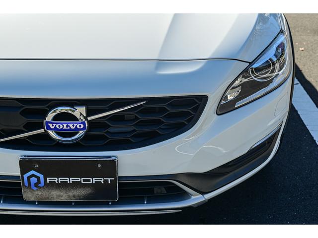 Ｖ６０ クロスカントリー　Ｄ４　ＳＥ　純正ナビ・ＴＶ・フルレザーシート・パワーシート・メモリーシート（7枚目）